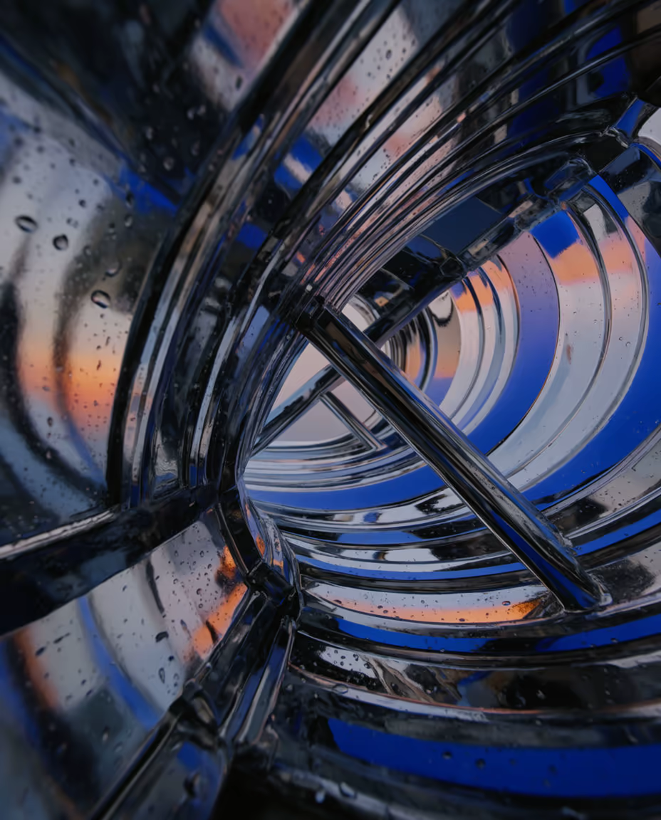 Inside the chrome R: ribs and joints at architectural scale